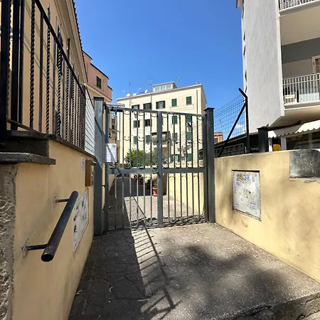 Apartment Cento - Metro Mirti & Free Wifi Rome