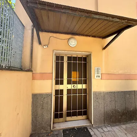 Cento - Metro Mirti & Free Wifi Apartment *